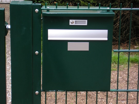 Einzelbriefkasten grün